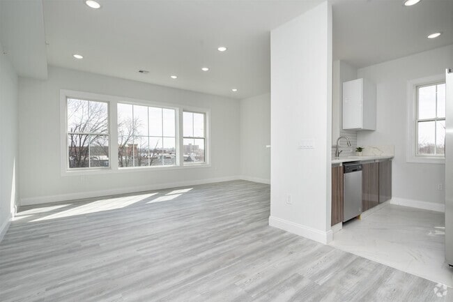 Building Photo - 144 Bergen Ave Rental