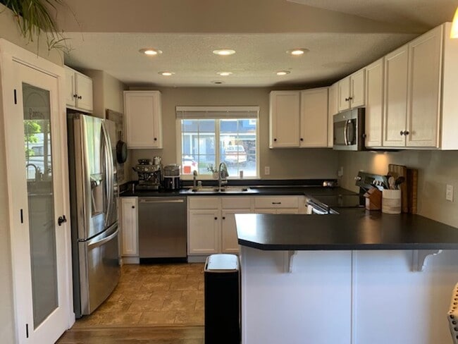 Photo - $2,600 - Beautifully-maintained single level Ranch-style Three Bedrooms, Two Baths home Ready To ...
