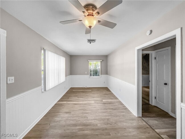 Photo - 1918 Grace Ave