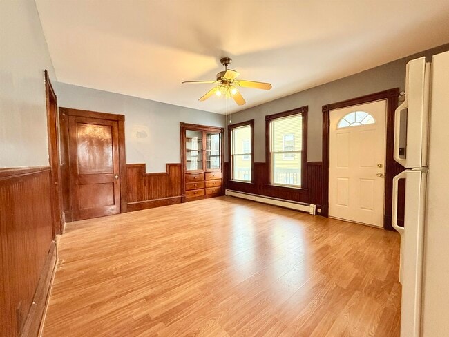 Photo - 603 Silver St Unit 2R