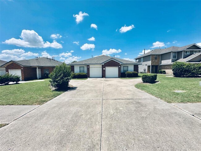 Photo - 2873 Southampton Way