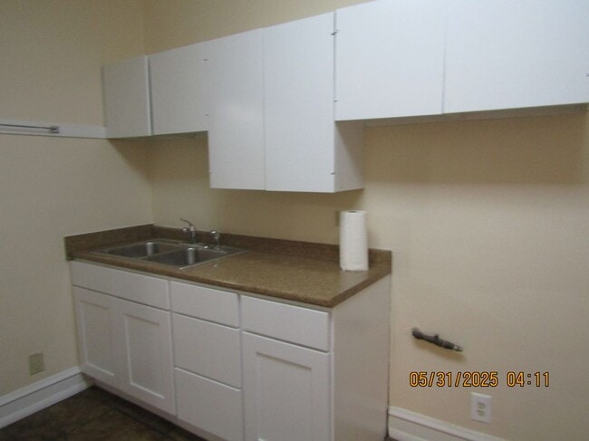 7730 S Michigan Ave Unit 1st Floor