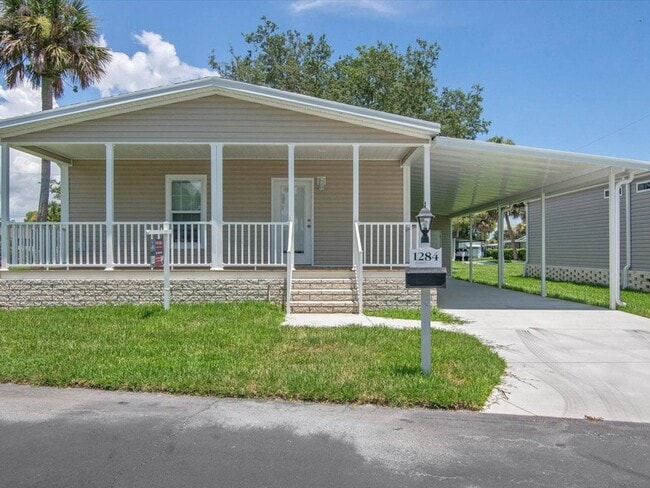 1284 Plymouth Pl