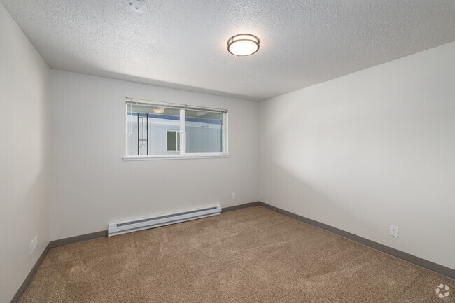 2BR, 1BA - 832SF - The Vicinity