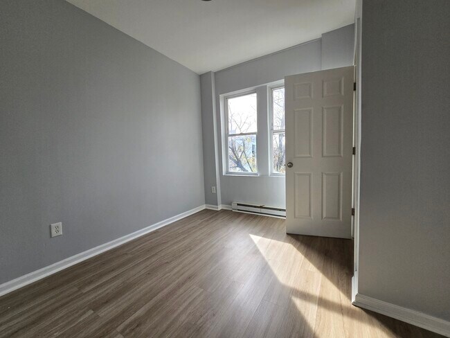 Photo - 31 Whittier St Unidad 3B