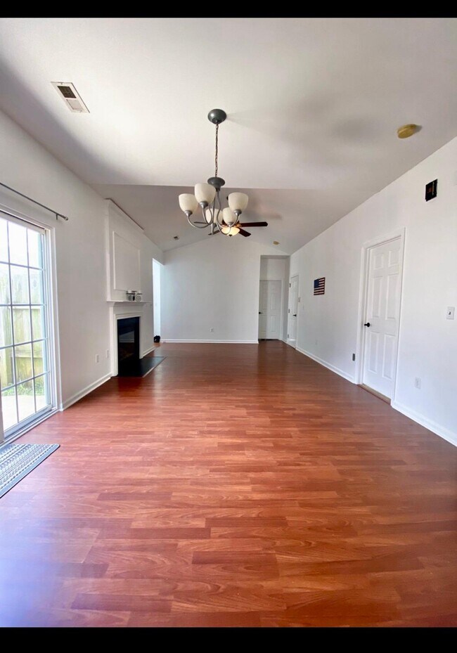 Photo - 4 Maravista Ave