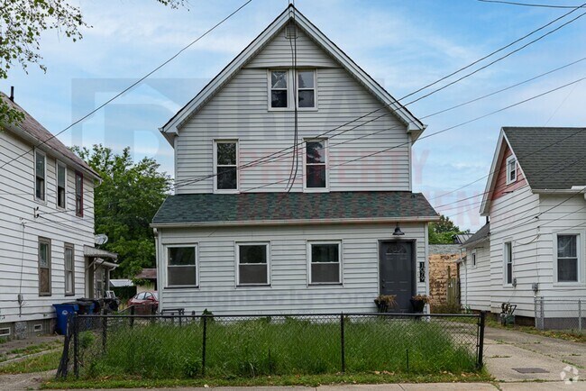 Building Photo - 1079 E 68th St Unit Lower Rental