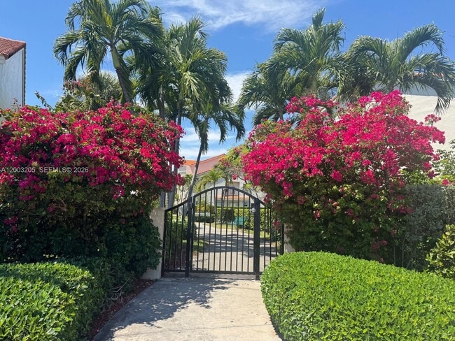 Photo - 21208 Harbor Way