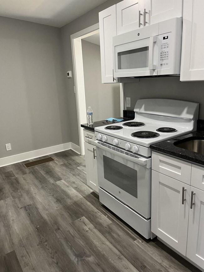 2034 Edgmont Ave Unit 1R