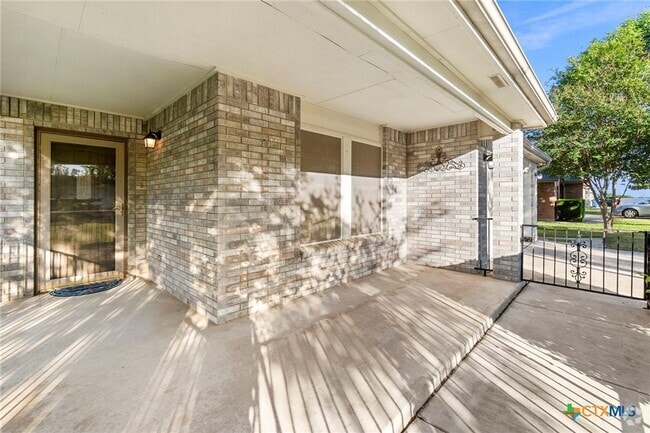 Building Photo - 2051 Dragon Trail Rental