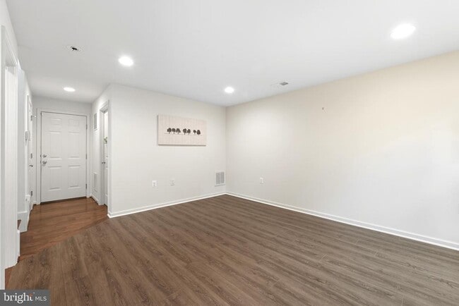 Photo - 15983 Marsh Pl