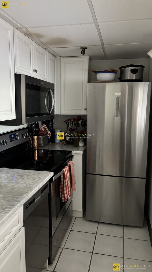 Photo - 466 Commonwealth Ave Unit 303