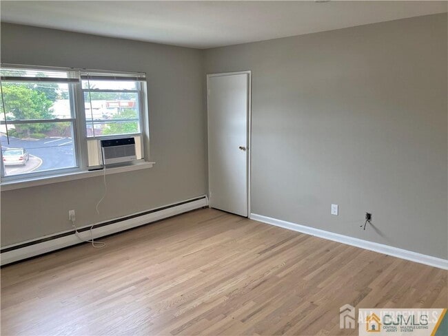 Photo - 250 Penn Ave Unit 1A