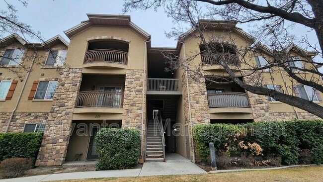 Building Photo - 203 N 1200 W Unit 201
