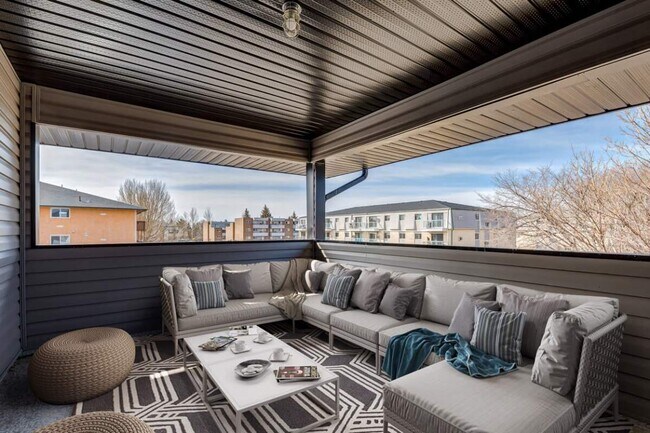 Photo - Ashford Manor