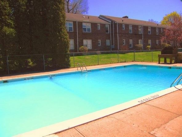 Beacon Hill Apartments