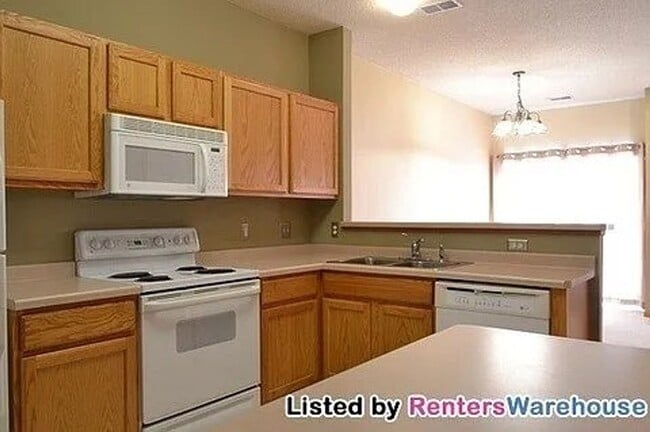 Photo - 7580 Derby Ln