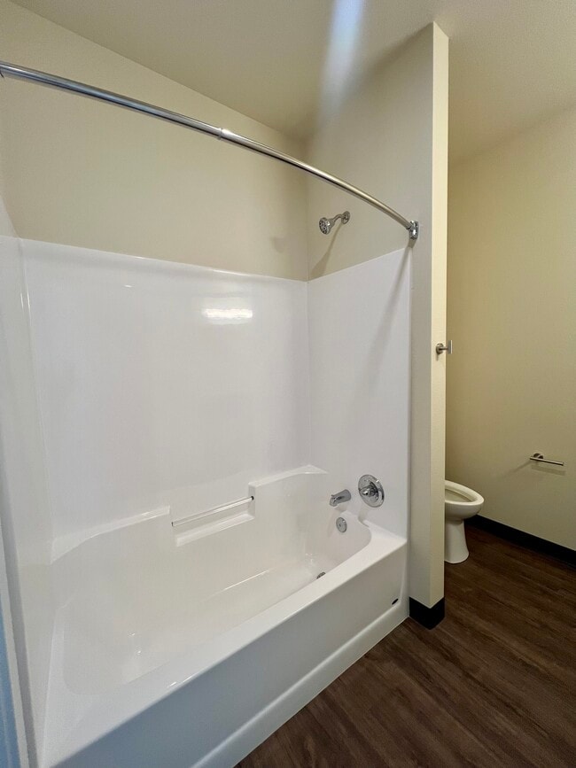 Bathroom - Meridian Commons