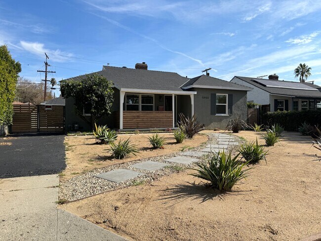 Photo - 5950 Simpson Ave