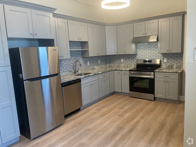 Building Photo - 2074 Morris Ave Unit Union Rental