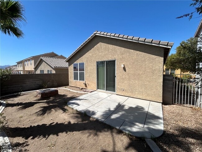 4962 Droubay Dr