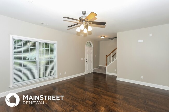 Photo - 8210 Chatham Oaks Dr
