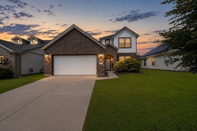 Building Photo - 40557 Mostyn Lake Dr