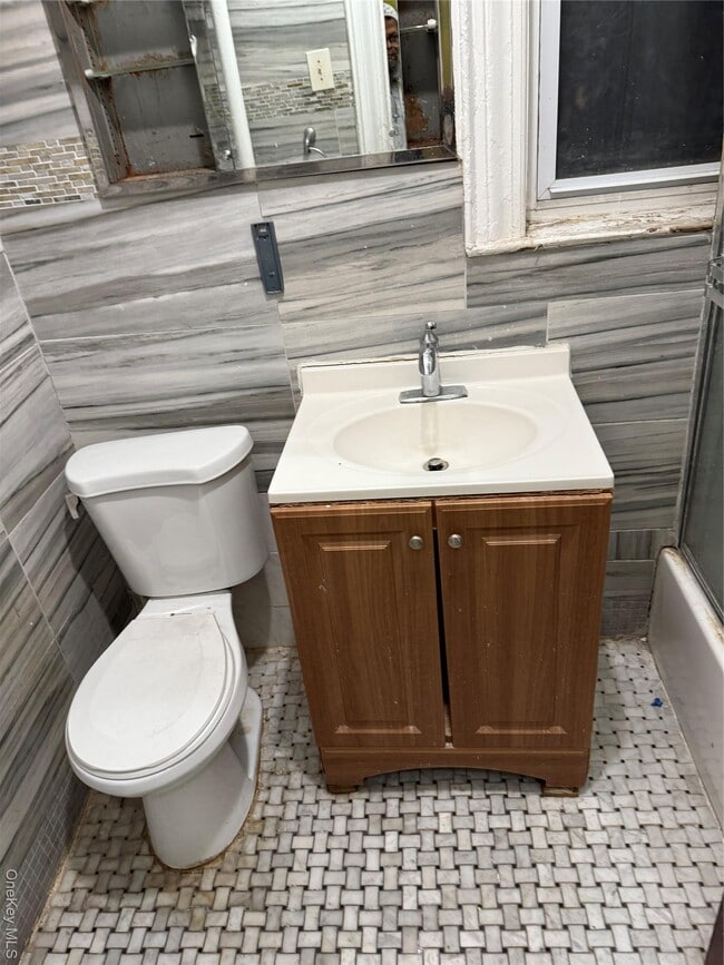 Photo - 1632 St Peters Ave