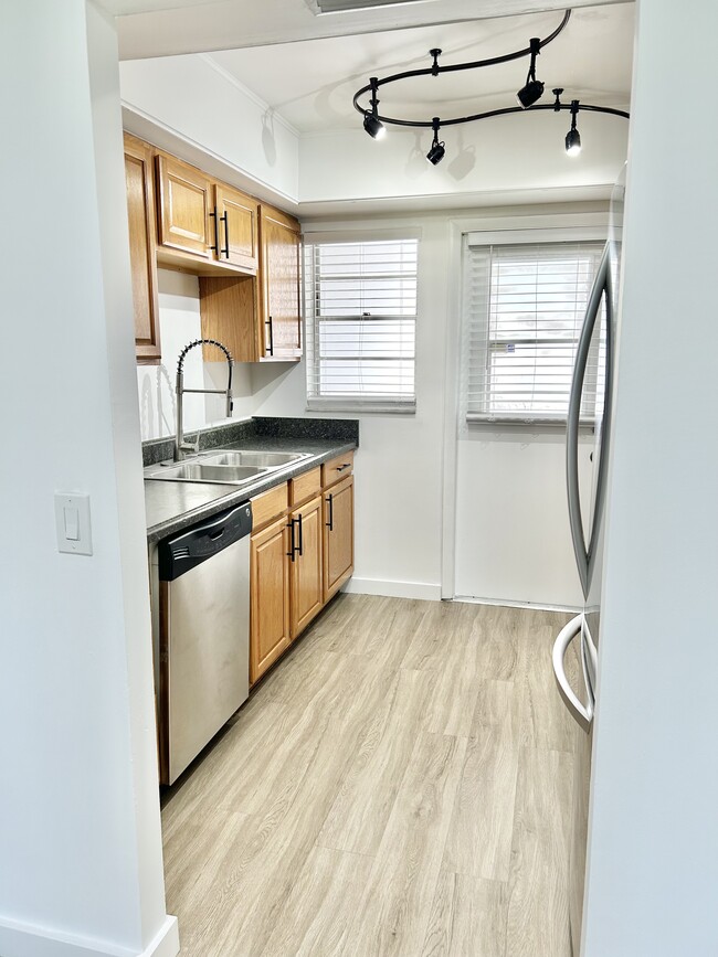 Photo - 2431 SW 82nd Ave Unit 204