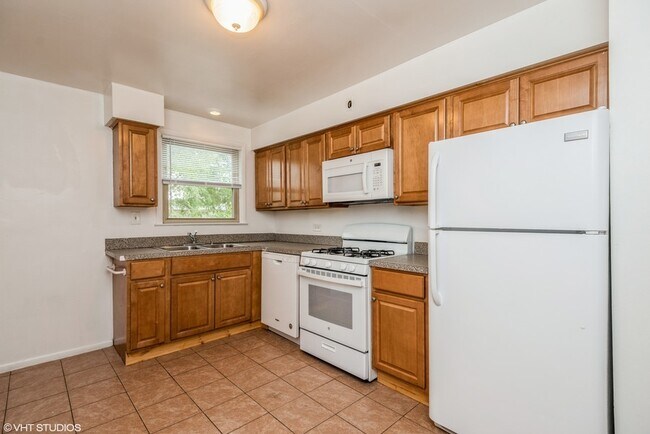 Photo - 2001 W Touhy Ave Unit 202