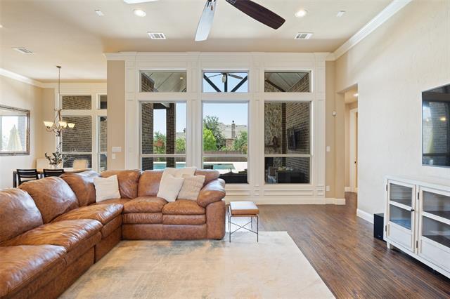 801 Rose Ct