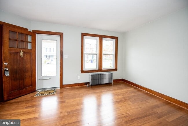 Photo - 11 Fulton Ave