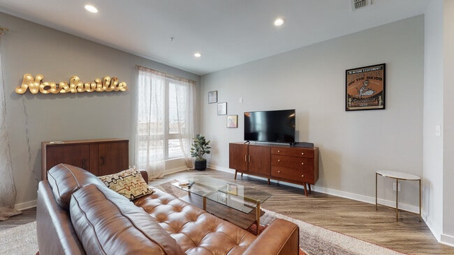 Photo - 5403 Centennial Blvd Unit 301