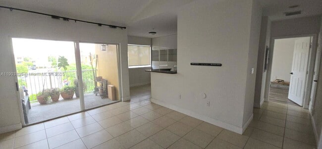 Photo - 21000 SW 87th Ave Unidad 308