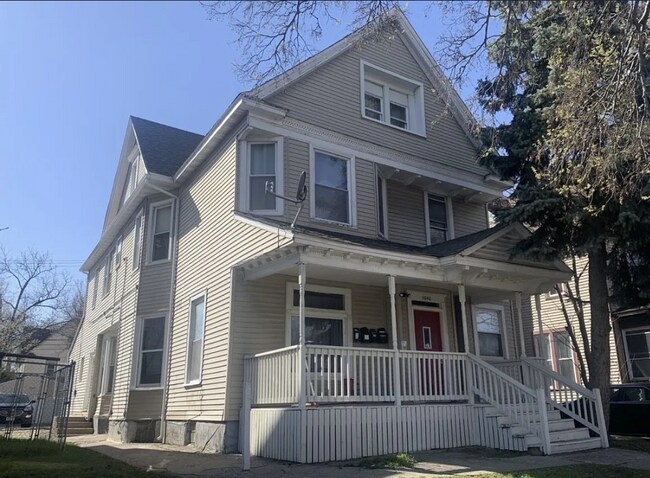 Front left - includes dog run for residents - 3040 Park Ave