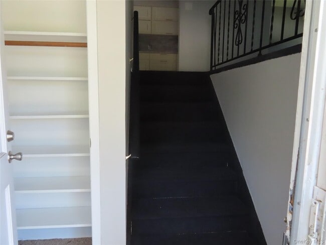 Photo - 1210 Smithtown Ave Unit Upper