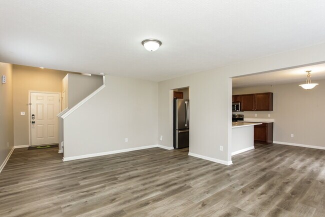 Photo - 8024 Bach Dr