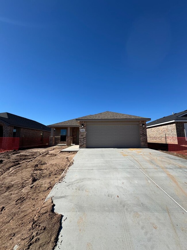 Brand New Construction 3/2/2 - Brand New Construction 3/2/2 Casa