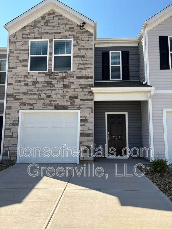 Building Photo - 767 Embark Cir