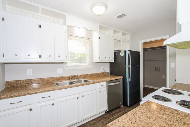 Photo - Charming 4 Bedroom Home in Augusta, GA