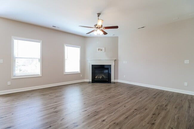 Photo - 508 McCarthy Dr