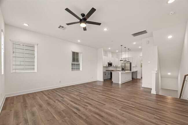 Photo - 1406 Mansfield St