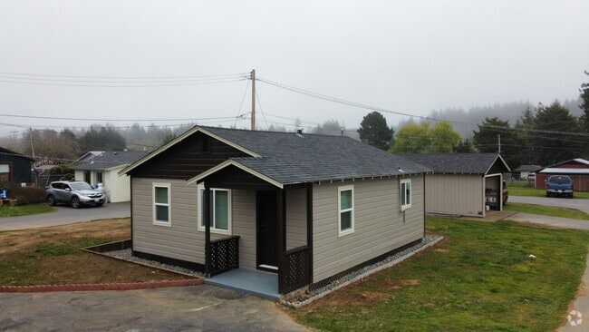 Building Photo - New Single-Family Home in McKinleyville- P...