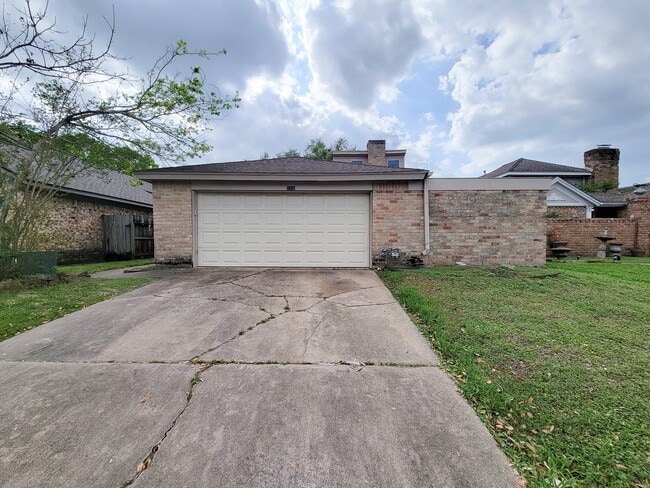 Building Photo - 2710 Quail Creek Dr