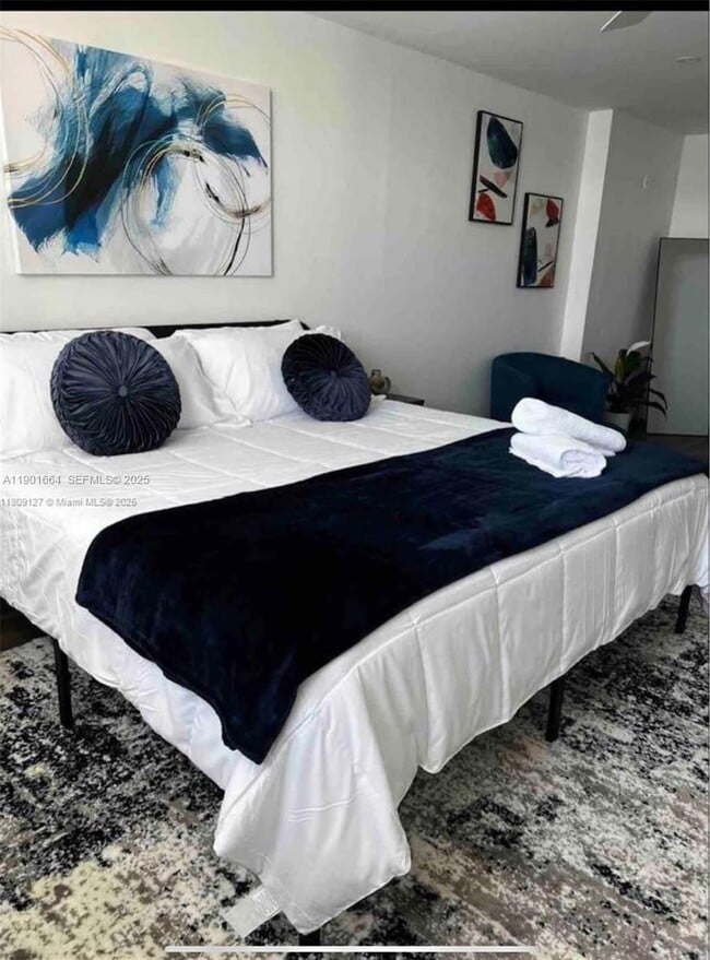 Photo - 700 NW 214th St Unidad 719