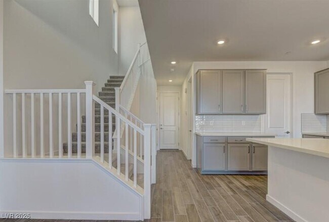 Building Photo - 1420 Song Lark Ln