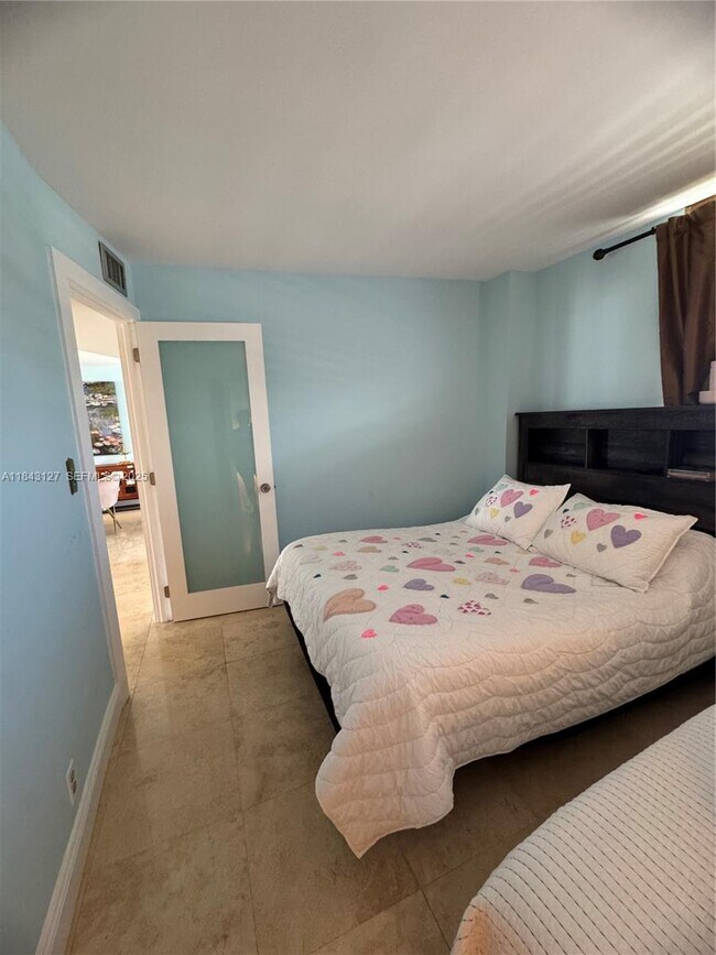 Photo - 3545 NE 166th St Unit 703