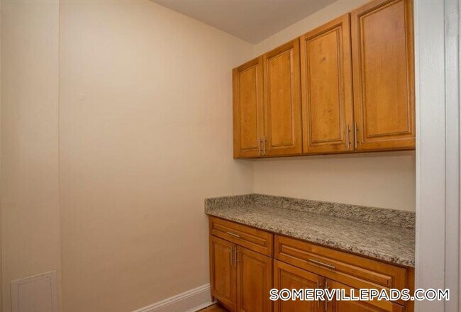 Photo - 136 Highland Ave Unidad 22