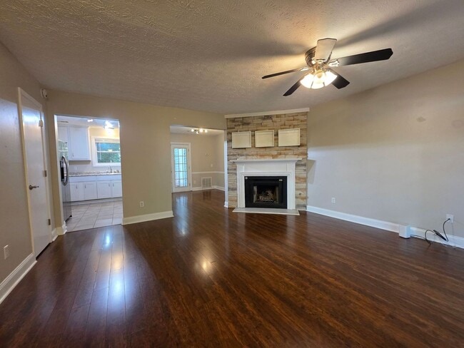 Photo - 2507 Queen Anne Ct