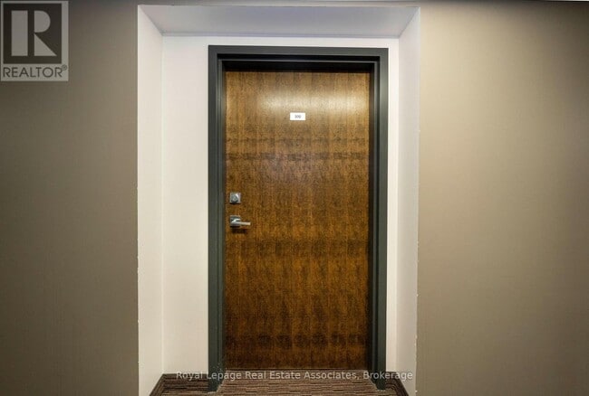 Photo - 25 Kay Cres Unité 306